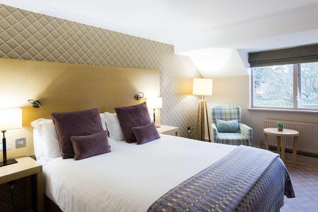 The Belfry Hotel & Resort Sutton Coldfield Room photo